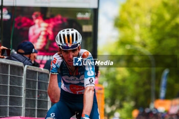 2024-05-14 - BARDET Romain of TEAM DSM-FIRMENICH POSTNL - STAGE 10 - POMPEI-CUSANO MUTRI - GIRO D'ITALIA - CYCLING