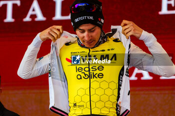 2024-05-14 - Uijtdebroeks Cian of Team Visma - STAGE 10 - POMPEI-CUSANO MUTRI - GIRO D'ITALIA - CYCLING