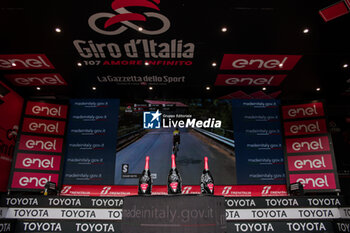 2024-05-14 - Giro d'Italia official champagne - STAGE 10 - POMPEI-CUSANO MUTRI - GIRO D'ITALIA - CYCLING