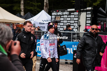 2024-05-14 - POGAČAR Tadej of UAE TEAM EMIRATES - STAGE 10 - POMPEI-CUSANO MUTRI - GIRO D'ITALIA - CYCLING