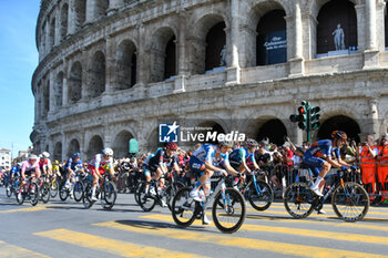 2024-05-26 - Moments of stage 21 of Giro D'Italia 2024 Roma-Roma - STAGE 21 - ROMA-ROMA - GIRO D'ITALIA - CYCLING