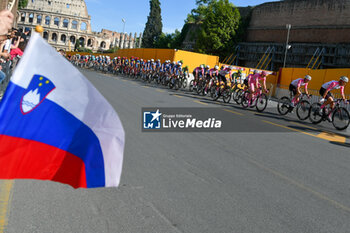 2024-05-26 - Moments of stage 21 of Giro D'Italia 2024 Roma-Roma - STAGE 21 - ROMA-ROMA - GIRO D'ITALIA - CYCLING