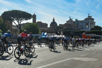 2024-05-26 - Moments of stage 21 of Giro D'Italia 2024 Roma-Roma - STAGE 21 - ROMA-ROMA - GIRO D'ITALIA - CYCLING