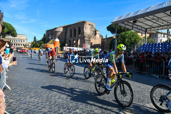 2024-05-26 - Moments of stage 21 of Giro D'Italia 2024 Roma-Roma - STAGE 21 - ROMA-ROMA - GIRO D'ITALIA - CYCLING