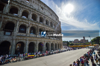 2024-05-26 - Moments of stage 21 of Giro D'Italia 2024 Roma-Roma - STAGE 21 - ROMA-ROMA - GIRO D'ITALIA - CYCLING