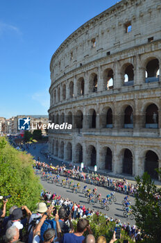 2024-05-26 - Moments of stage 21 of Giro D'Italia 2024 Roma-Roma - STAGE 21 - ROMA-ROMA - GIRO D'ITALIA - CYCLING