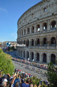 2024-05-26 - Moments of stage 21 of Giro D'Italia 2024 Roma-Roma - STAGE 21 - ROMA-ROMA - GIRO D'ITALIA - CYCLING