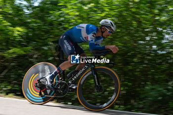 2024-05-18 - Julian Alaphilippe, Soudal Quick-Step - STAGE 14 - CASTIGLIONE DELLE STIVIERE-DESENZANO DEL GARDA - GIRO D'ITALIA - CYCLING