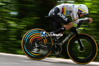 2024-05-18 - Daniel Felipe Martinez Poveda, team Bora-Hansgrohe - STAGE 14 - CASTIGLIONE DELLE STIVIERE-DESENZANO DEL GARDA - GIRO D'ITALIA - CYCLING