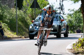 2024-05-18 - Gijs Leemreize, Team DSM-Firmenich PostNL - STAGE 14 - CASTIGLIONE DELLE STIVIERE-DESENZANO DEL GARDA - GIRO D'ITALIA - CYCLING