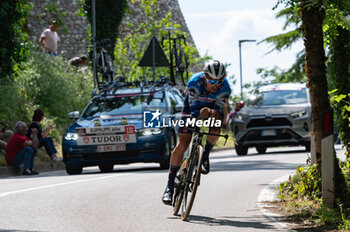 2024-05-18 - Julian Alaphilippe, Soudal Quick-Step - STAGE 14 - CASTIGLIONE DELLE STIVIERE-DESENZANO DEL GARDA - GIRO D'ITALIA - CYCLING