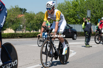 2024-05-18 - Luke Plapp, team Jayco AlUla - STAGE 14 - CASTIGLIONE DELLE STIVIERE-DESENZANO DEL GARDA - GIRO D'ITALIA - CYCLING