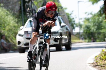 2024-05-18 - Alexander Kamp Egested, Tudor Pro Cycling Team - STAGE 14 - CASTIGLIONE DELLE STIVIERE-DESENZANO DEL GARDA - GIRO D'ITALIA - CYCLING