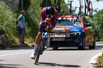 2024-05-18 - Jonathan Milan, team Lidl-Trek - STAGE 14 - CASTIGLIONE DELLE STIVIERE-DESENZANO DEL GARDA - GIRO D'ITALIA - CYCLING