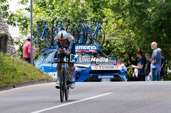 2024-05-18 - Tobias Lund Andresen, Team DSM-Firmenich PostNL - STAGE 14 - CASTIGLIONE DELLE STIVIERE-DESENZANO DEL GARDA - GIRO D'ITALIA - CYCLING