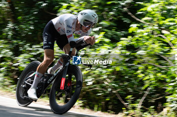 2024-05-18 - Mikkel Bjerg, UAE Team Emirates - STAGE 14 - CASTIGLIONE DELLE STIVIERE-DESENZANO DEL GARDA - GIRO D'ITALIA - CYCLING