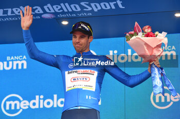2024-05-04 - Calmejane Lilian with Maglia Azzurra during Venaria Reale-Torino - Stage 1 of Giro D'Italia 2024 - STAGE 1 - VENARIA REALE-TORINO - GIRO D'ITALIA - CYCLING