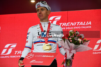 05/05/2024 - Tadej Pogacar celebrate the victory of San Francesco Al Campo (TO)-Santuario di Oropa (BI) - Stage 2 of Giro D'Italia 2024 - STAGE 2 - S.FRANCESCO AL CAMPO-SANTUARIO DI OROPA - GIRO D'ITALIA - CICLISMO