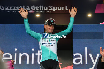 05/05/2024 - Filippo Fiorelli wears the Maglia Bianca after San Francesco Al Campo (TO)-Santuario di Oropa (BI) - Stage 2 of Giro D'Italia 2024 - STAGE 2 - S.FRANCESCO AL CAMPO-SANTUARIO DI OROPA - GIRO D'ITALIA - CICLISMO