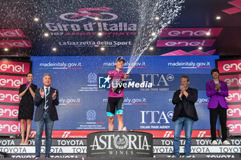 05/05/2024 - Filippo Fiorelli wears the Maglia Bianca after San Francesco Al Campo (TO)-Santuario di Oropa (BI) - Stage 2 of Giro D'Italia 2024 - STAGE 2 - S.FRANCESCO AL CAMPO-SANTUARIO DI OROPA - GIRO D'ITALIA - CICLISMO