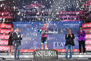 05/05/2024 - Filippo Fiorelli wears the Maglia Bianca after San Francesco Al Campo (TO)-Santuario di Oropa (BI) - Stage 2 of Giro D'Italia 2024 - STAGE 2 - S.FRANCESCO AL CAMPO-SANTUARIO DI OROPA - GIRO D'ITALIA - CICLISMO