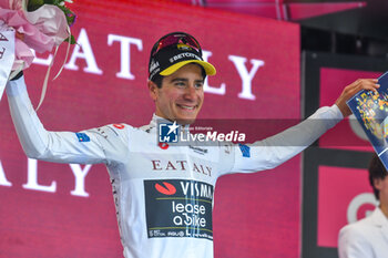 2024-05-06 - Cian Uijtdebroeks with Maglia Bianca after Stage 3 - Novara-Fossano - Giro d'Italia 2024 - STAGE 3 - NOVARA-FOSSANO - GIRO D'ITALIA - CYCLING