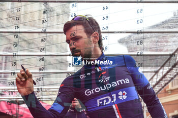 2024-05-07 - Groupama FDJ on the signature podium Tappa 4 - Acqui Terme-Andora - Giro d'Italia 2024 - STAGE 4 - AQUI TERME-ANDORA - GIRO D'ITALIA - CYCLING