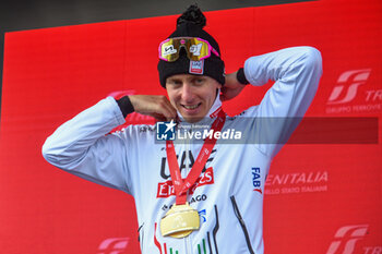 2024-05-19 - Tadej Pogacar of UAE Emirates celebrate the victory of Stage 15 - Manerba del Garda-Livigno (Mottolino) - Giro d'Italia 2024 - STAGE 15 - MANERBA DEL GARDA-LIVIGNO - GIRO D'ITALIA - CYCLING