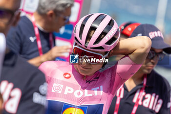 2024-07-08 - Elisa Longo Borghini - GIRO D'ITALIA WOMEN - STAGE 2 SIRMIONE/ VOLTA MANTOVANA - STREET - CYCLING