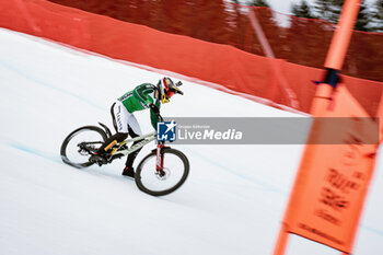 2024-02-10 - Henry KERR of Ireland, 2nd place in the Men Elite Super-G during the 2024 UCI Snow Bike World Championships on February 10, 2024 in Chatel, France - CYCLING - UCI SNOW BIKE WORLD CHAMPIONSHIPS - CHATEL, FRANCE - MTB - MOUNTAIN BIKE - CYCLING