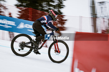 2024-02-10 - Morgane SUCH of France, 1st place in the Women Elite Super-G during the 2024 UCI Snow Bike World Championships on February 10, 2024 in Chatel, France - CYCLING - UCI SNOW BIKE WORLD CHAMPIONSHIPS - CHATEL, FRANCE - MTB - MOUNTAIN BIKE - CYCLING