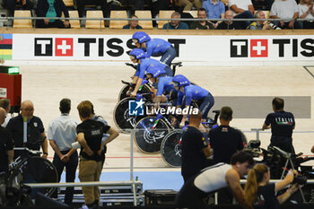 2024-10-16 - Tissot Track Cycling World Championship - Ballerup, Copenaghen, Den- 16-10-2024 -Women's Pursuit Qualifying - Italy, Fidanza Martina, Paternoster Letizia, Consonni Chiara, Guazzini Vittoria - TISSOT 2024 TRACK WORLD CHAMPIONSHIPS - TRACK - CYCLING