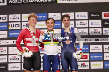 2024-10-17 - Tissot Track Cycling World Championship - Ballerup, Copenaghen, Den- 16-10-2024 - Men's Scratch Race - Kazushige Kuboki , Japan, Gold Medal - Tobias Hansen, Denmark, silver Medal - Clement Petit, France, Bronze Medal - TISSOT 2024 TRACK WORLD CHAMPIONSHIPS - TRACK - CYCLING