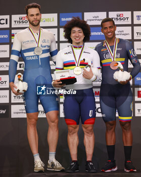 2024-10-17 - Tissot Track Cycling World Championship - Ballerup, Copenaghen, Den- 16-10-2024 - Podium - Men's Keirin,-Yamasaki Kento, Japan - Yakovlev Mikhail, Israel - Quintero Chavarro Kevin Santiago, Colombia - TISSOT 2024 TRACK WORLD CHAMPIONSHIPS - TRACK - CYCLING