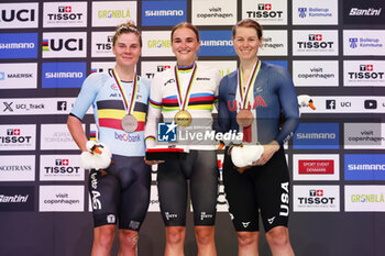 2024-10-17 - Tissot Track Cycling World Championship - Ballerup, Copenaghen, Den- 16-10-2024 - - Podium Women's Elimination Race - Ally Wollastone, Lotte Kopecky, Jennifer Valente - TISSOT 2024 TRACK WORLD CHAMPIONSHIPS - TRACK - CYCLING