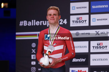 2024-10-18 - Tissot Track Cycling World Championship - Ballerup, Copenaghen, Den- 16-10-2024 - Men's Point Race - Larsen Niklas, Denmark - TISSOT 2024 TRACK WORLD CHAMPIONSHIPS - TRACK - CYCLING