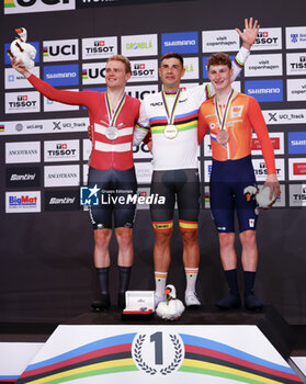 2024-10-18 - Tissot Track Cycling World Championship - Ballerup, Copenaghen, Den - 16-10-2024 - Men's Point Race - Mora Vedri Sebastian, Spain - Larsen Niklas, Denmark - Heijnen Philip, Netherlands - TISSOT 2024 TRACK WORLD CHAMPIONSHIPS - TRACK - CYCLING