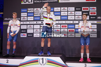 2024-10-18 - Tissot Track Cycling World Championship - Ballerup, Copenaghen, Den- 18-10-2024 - Individual Pursuit - Milan Jonathan, Italy - Josh Charlton, Great Britain - Bigham Daniel, Great Britain - TISSOT 2024 TRACK WORLD CHAMPIONSHIPS - TRACK - CYCLING