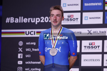 2024-10-20 - Tissot Track Cycling World Championship - Ballerup, Copenaghen, Den- 18-10-2024 - Men's Elimination race, Silver Medal Medal, Elia Viviani, Italy - TISSOT 2024 TRACK WORLD CHAMPIONSHIPS - TRACK - CYCLING