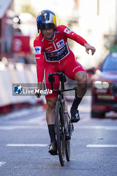 2024-09-08 - Primoz Roglic of Slovenia and Team Red Bull Bora - Hansgrohe celebrates his victory during the individual time trial at the 79th Tour of Spain 2024 - Stage 21 on September 8, 2024 in Madrid, Spain. - LA VUELTA 2024: ETAPA 21 - SPANISH LA VUELTA - CYCLING