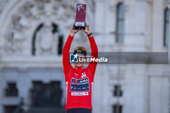 2024-09-08 - Primoz Roglic of Slovenia and Team Red Bull Bora - Hansgrohe celebrates his victory during the individual time trial at the 79th Tour of Spain 2024 - Stage 21 on September 8, 2024 in Madrid, Spain. - LA VUELTA 2024: ETAPA 21 - SPANISH LA VUELTA - CYCLING