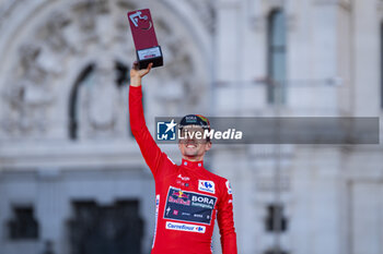 2024-09-08 - Primoz Roglic of Slovenia and Team Red Bull Bora - Hansgrohe celebrates his victory during the individual time trial at the 79th Tour of Spain 2024 - Stage 21 on September 8, 2024 in Madrid, Spain. - LA VUELTA 2024: ETAPA 21 - SPANISH LA VUELTA - CYCLING