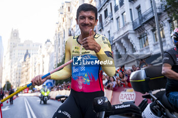 2024-09-08 - Richard Carapaz of Ecuador and Team EF Education - EasyPost celebrates with the flag of Ecuador at the end of of the 79th Tour of Spain 2024 - Stage 21 on September 8, 2024 in Madrid, Spain. - LA VUELTA 2024: ETAPA 21 - SPANISH LA VUELTA - CYCLING