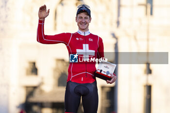 2024-09-08 - Stefan Kung of Switzerland and Team Groupama-FDJ celebrates the victory of the individual time trial at the end of the 79th Tour of Spain 2024 - Stage 21 on September 8, 2024 in Madrid, Spain. - LA VUELTA 2024: ETAPA 21 - SPANISH LA VUELTA - CYCLING