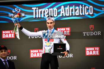 2024-03-04 - 211 ESP Ayuso Pesquera UAD Winner of stage time trial - STAGE 1 - LIDO DI CAMAIORE-LIDO DI CAMAIORE - TIRRENO - ADRIATICO - CYCLING