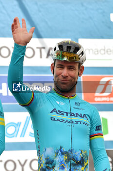 07/03/2024 - Mark Cavendish (GBR - Astana Qazaqstan Team ) at the start of stage 4 Arrone-Giulianova of the 59th Tirreno-Adriatico at the Arrone, Italy on March 7, 2024 - STAGE 4 - ARRONE-GIULIANOVA - TIRRENO - ADRIATICO - CICLISMO
