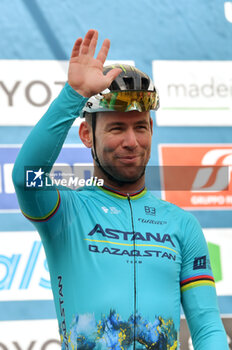 07/03/2024 - Mark Cavendish (GBR - Astana Qazaqstan Team ) at the start of stage 4 Arrone-Giulianova of the 59th Tirreno-Adriatico at the Arrone, Italy on March 7, 2024 - STAGE 4 - ARRONE-GIULIANOVA - TIRRENO - ADRIATICO - CICLISMO