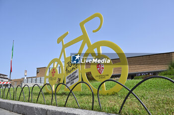 2024-06-29 - Florence decorated for the Tour de France - STAGE 1 - START - TOUR DE FRANCE - CYCLING