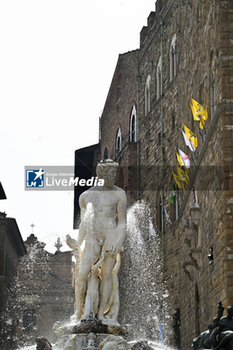 2024-06-29 - Florence decorated for the Tour de France - STAGE 1 - START - TOUR DE FRANCE - CYCLING