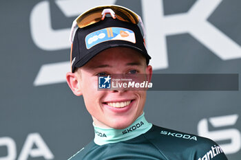 2024-06-29 - FRANK VAN DEN BROEK SMAILING PORTRAIT ON THE PODIUM WITH A SPRINTER JERSEY - STAGE 1 - FINISH - TOUR DE FRANCE - CYCLING